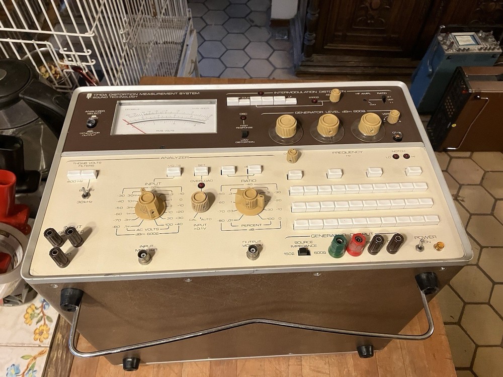 Sound Technology Model 1710A Distortion Measurement System Analyzer Options 3/4