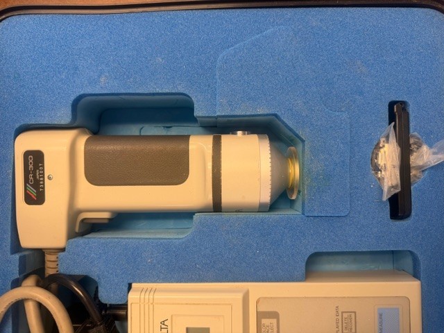 Minolta Data Processor DP-301, CR-300 Series Chroma Meter, Case Kit