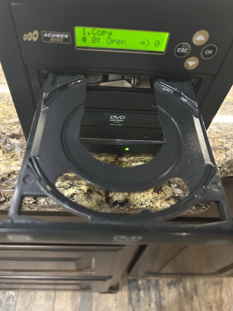 Acumen Disc 1 to 1 DVD CD Duplicator Standalone Copier Recorder System Tested