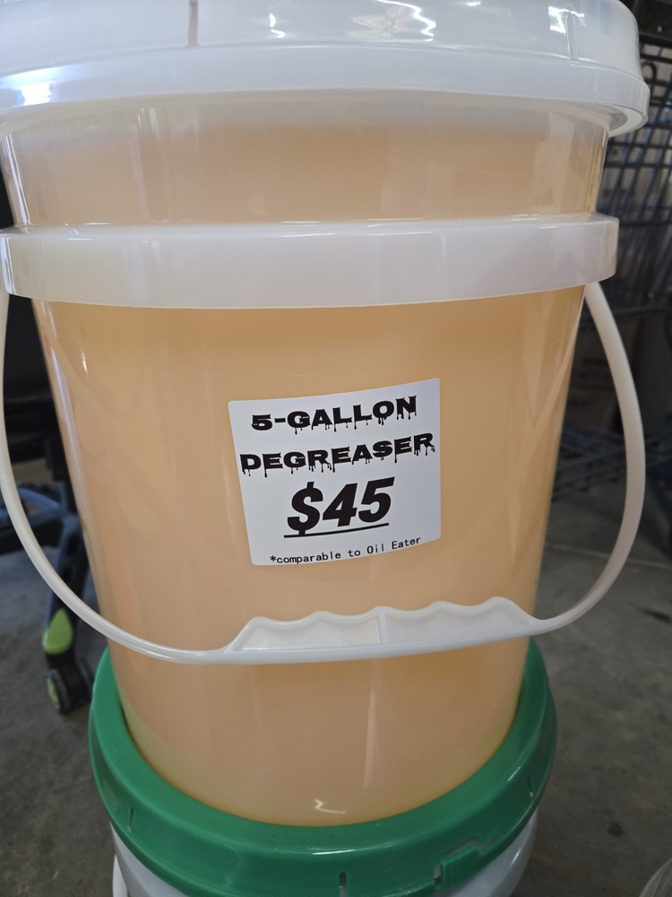 Laundry Detergent/ Mixed With Softner 5 gallon bucket