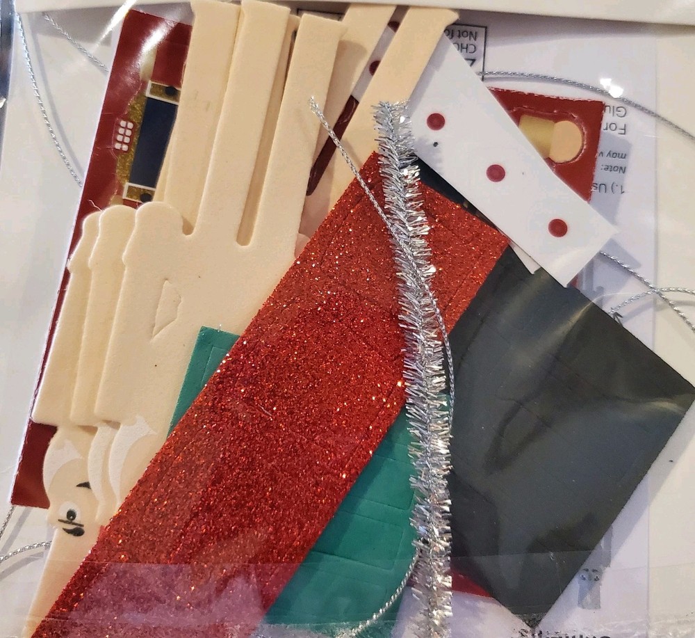 Holiday Style Foam Ornaments Activity Kit Set