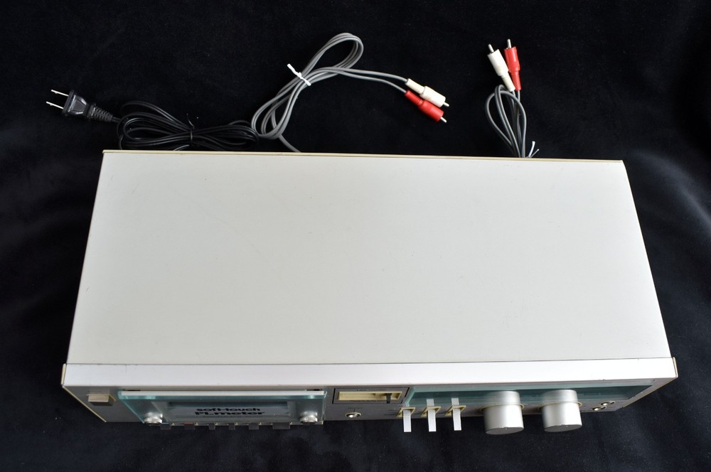 VINTAGE TECHNICS RS-M215 CASETTE PLAYER