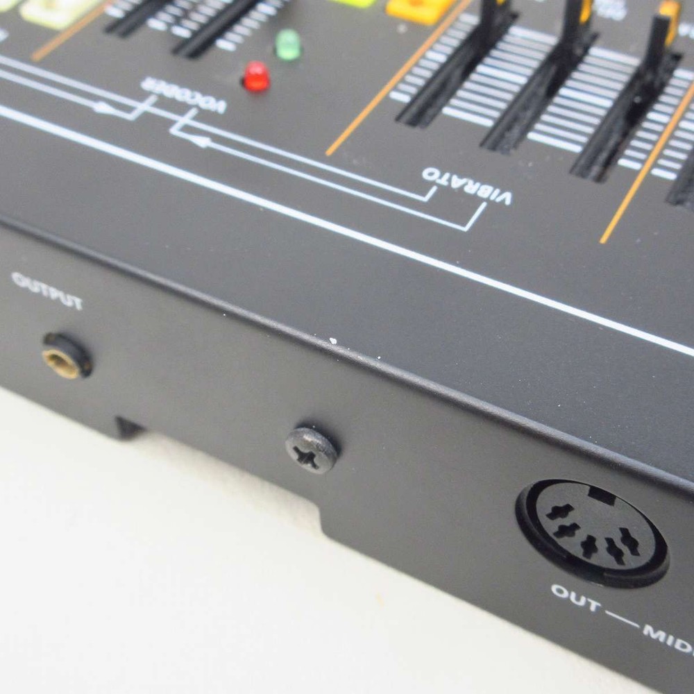 Roland VP-03 "Vocoder" [Z3H4558]