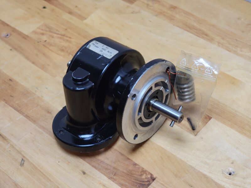 Getriebe Gear Gearbox  Typ E31 , 900 Ncm