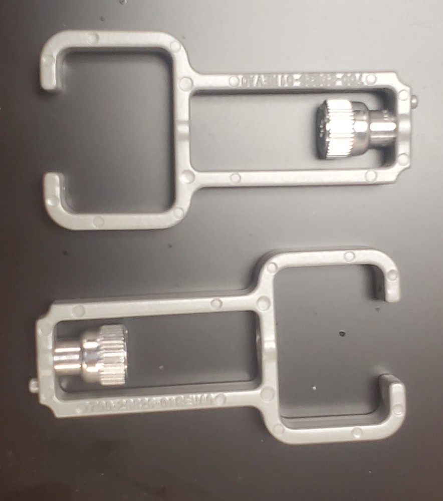 Cisco 700-29826-01  rack fastening system