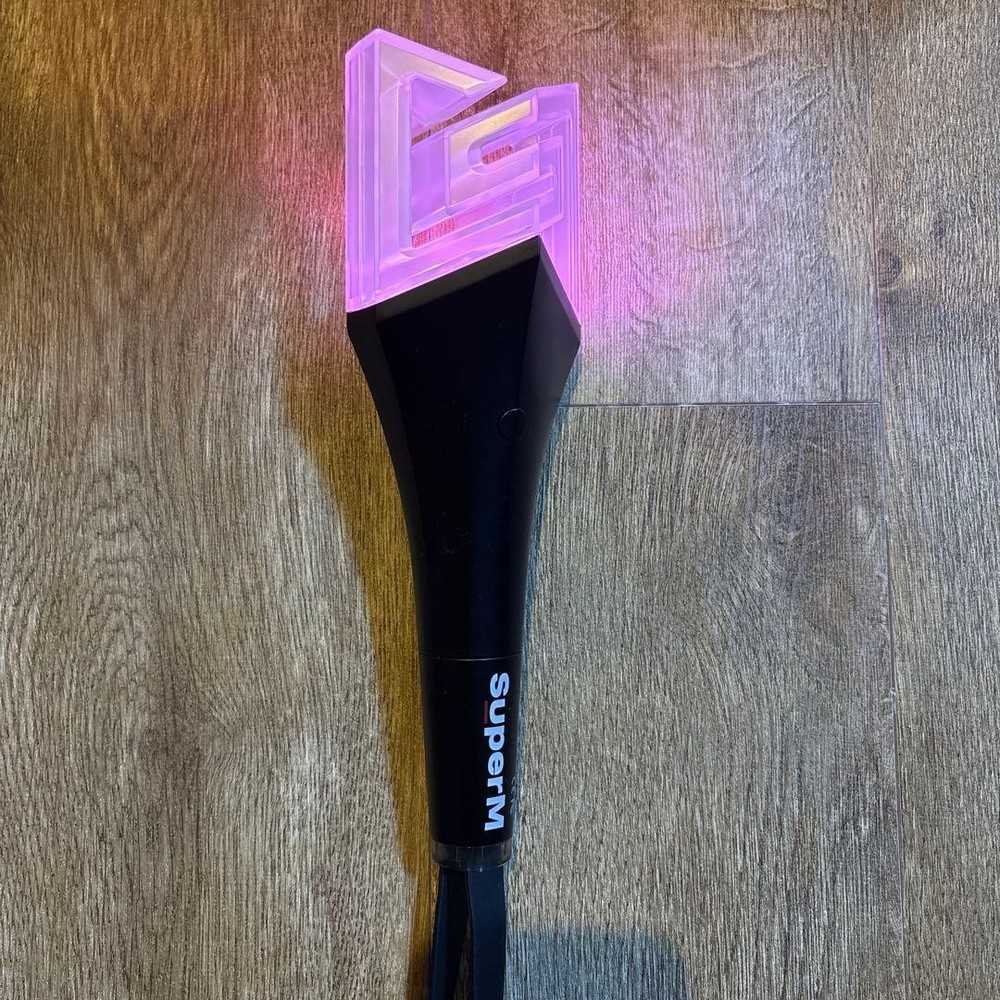 SHINee, SuperM Lightstick