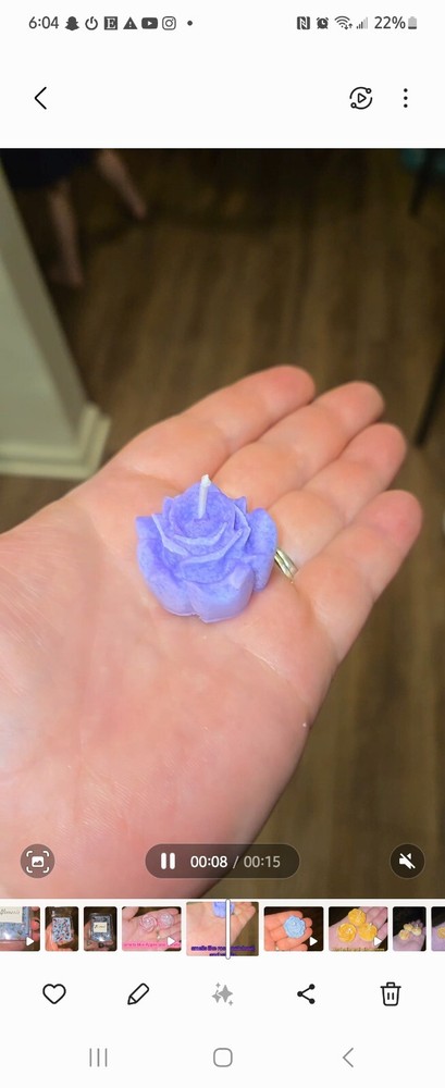 NYX CUSTOM FLORAL TEALIGHT CANDLE