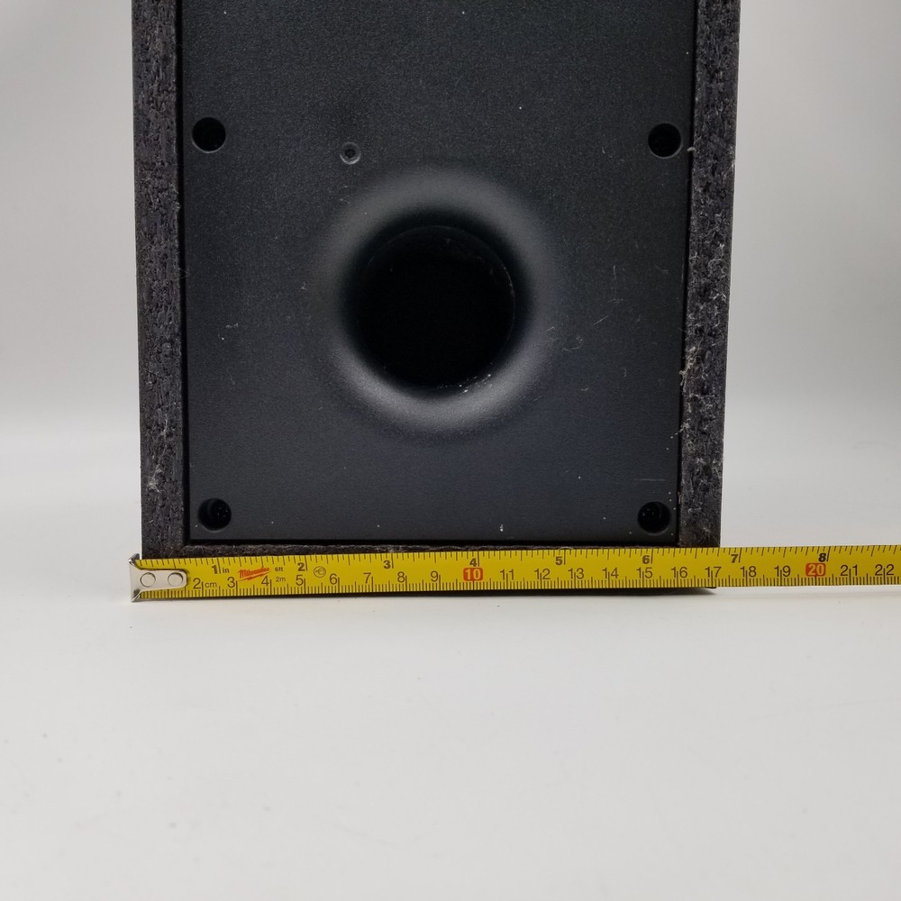 LG SPH5B-W Powered Subwoofer Wireless ** TESTED **