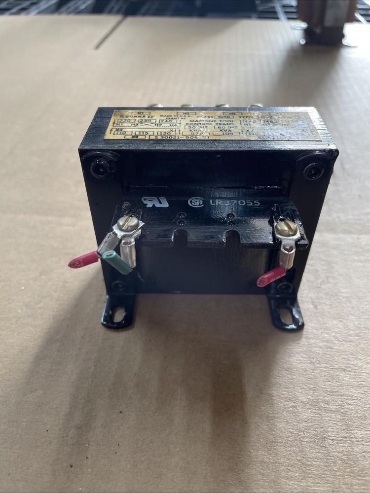 SCHNEIDER ELECTRIC 9070 EO2