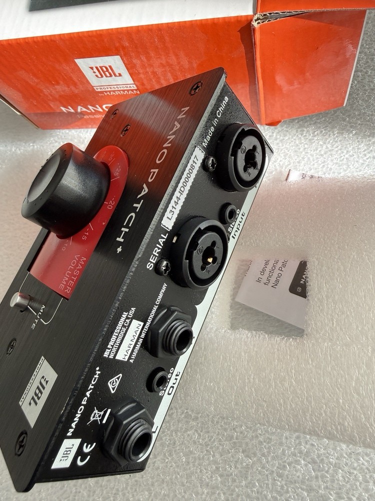 9333421723144 JBL Nano Patch+ Compact 2-Channel Passive Volume Controller