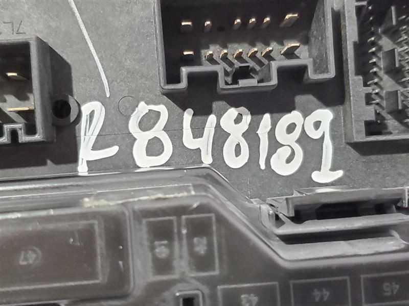 Control Module Computer GEM PN AL1T15604AD OEM 2010 Lincoln Navigator