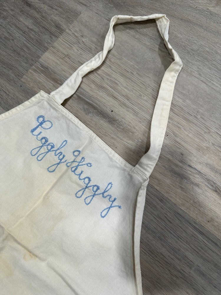 Vintage Pigly Wigly Grocery Store Apron