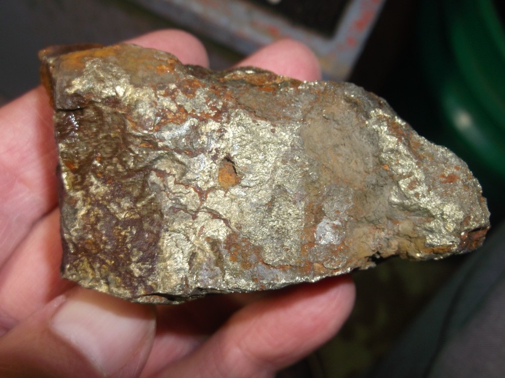 gold silver copper ore, 194 grams samples ,ore high grade .