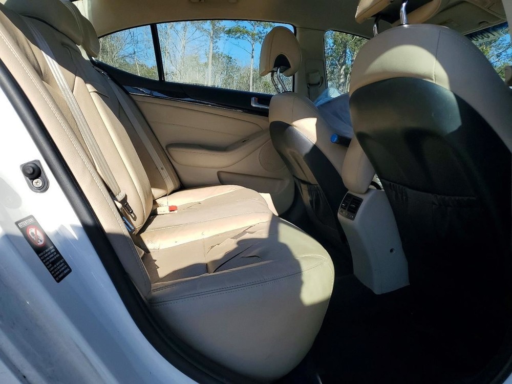 Fuse Box Engine Without Rain Sensor Fits 16 CADENZA 5023281