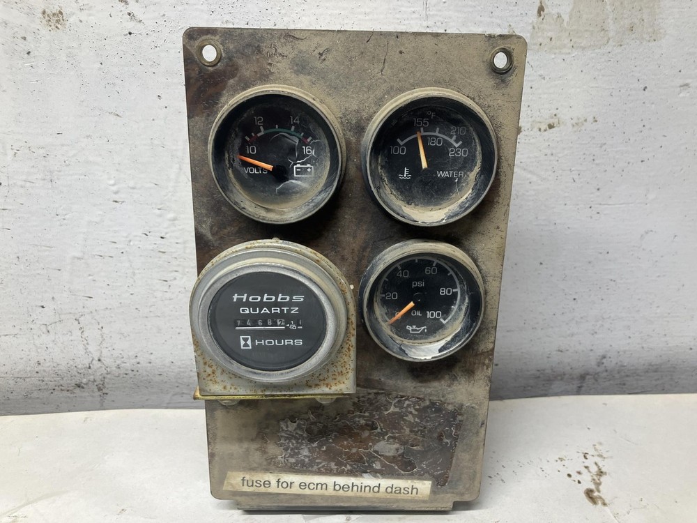 1987-2001 Kenworth T800 GAUGE Dash Panel - Used
