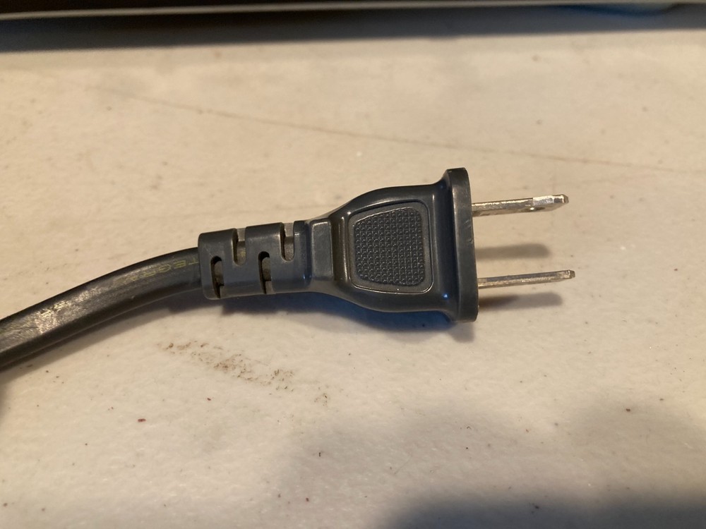 Sony CDP-CX225 Mega Storage 200-Disc CD Changer Player