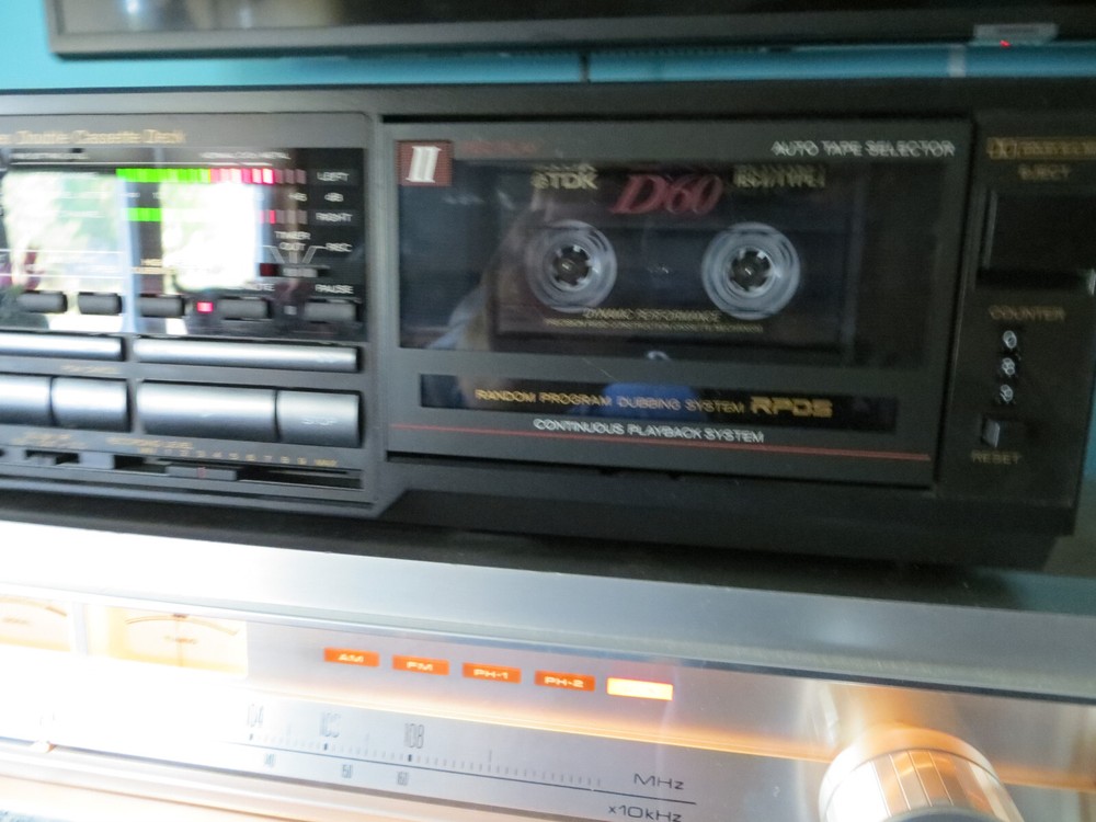 TEAC W-460C STEREO DOUBLE/DUBBING CASSETTE DECK