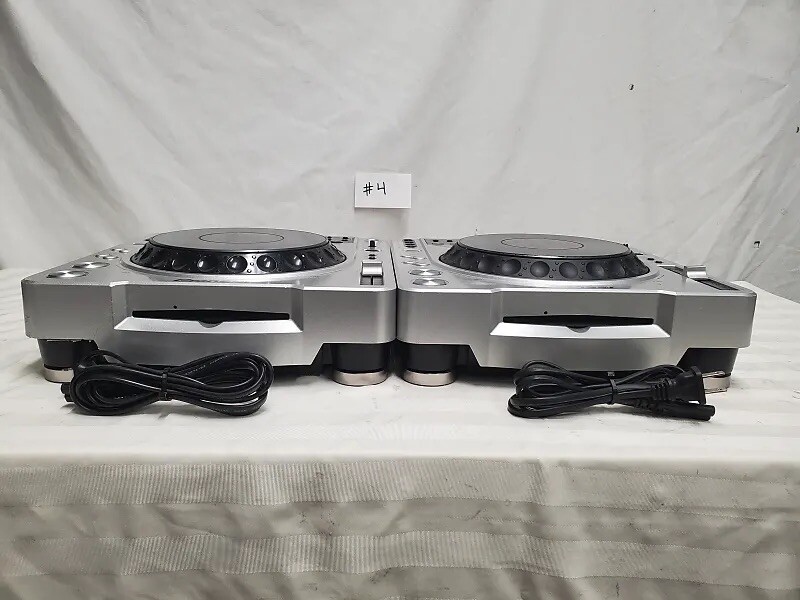 Pioneer CDJ800MK2 DJ Turntable