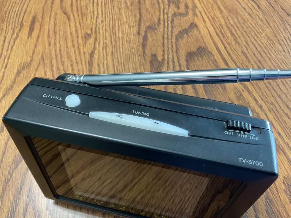 CASIO TV-8700 VINTAGE TV