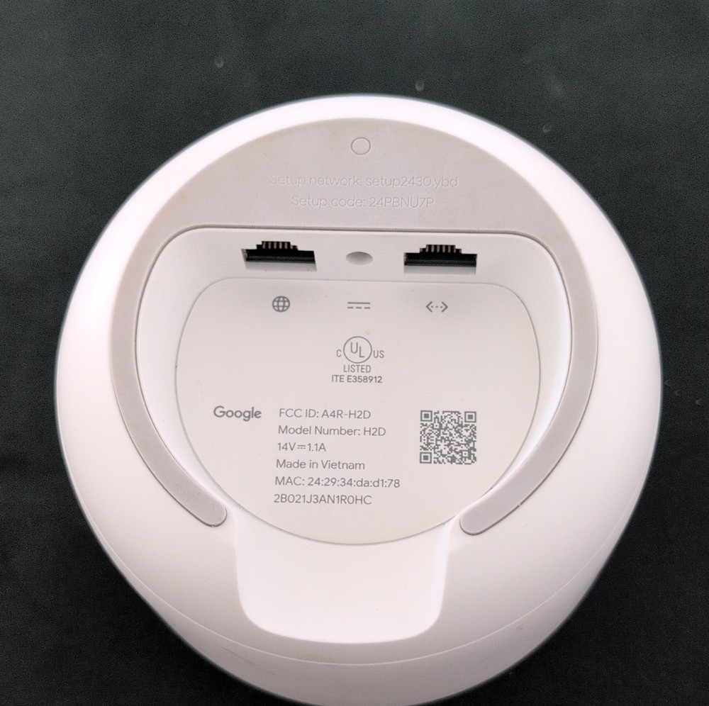 Google Nest WIFI Router with 2 Wifi access points.