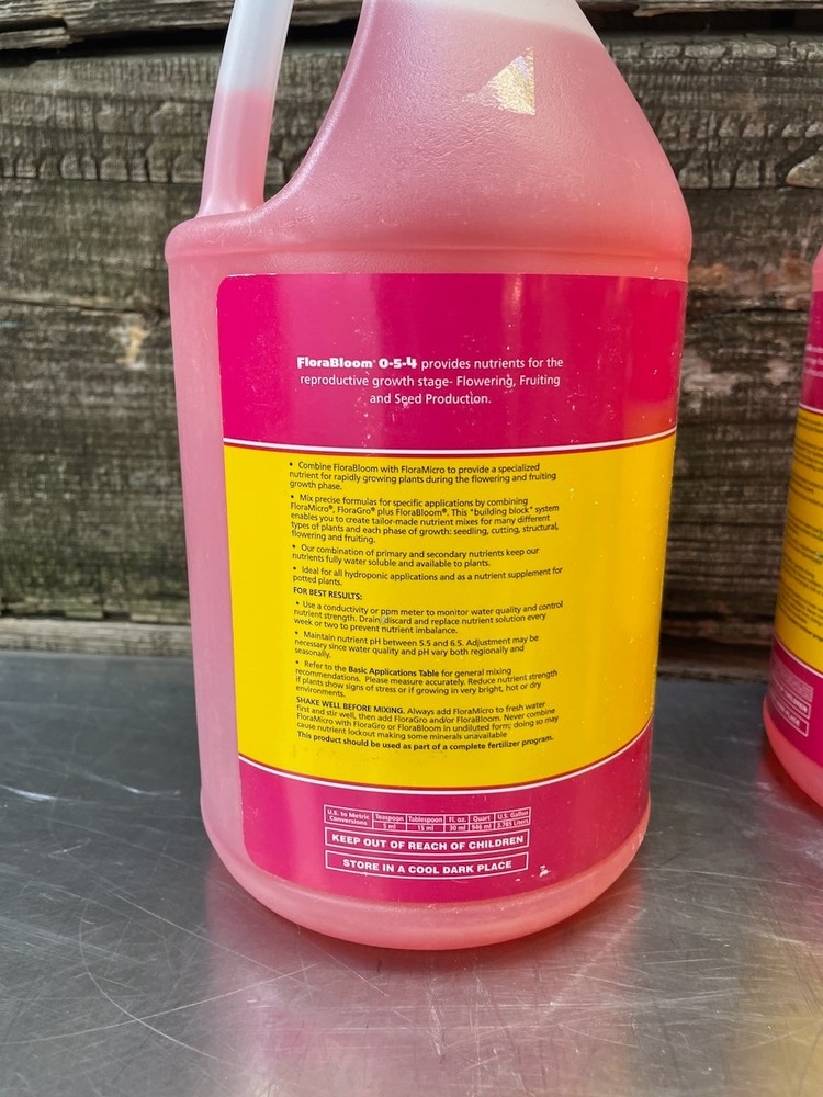 LOT of 2 General Hydroponics Florabloom Nutrient Solution ! Gallon Bottles