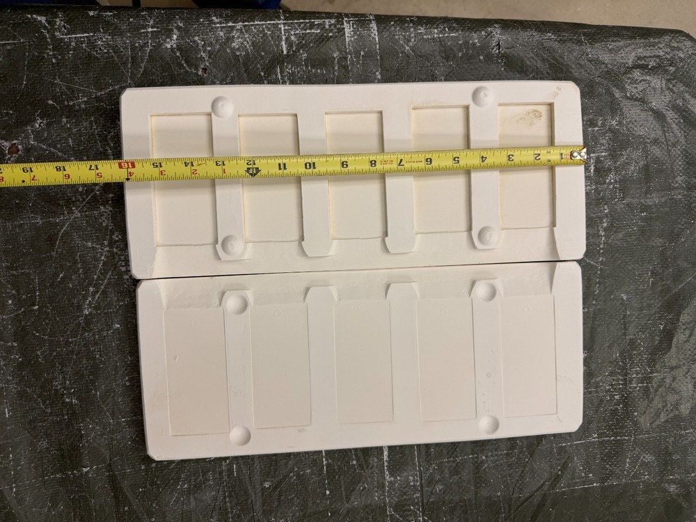 VINTAGE BOOTHE CERAMIC MOLD #1143 BLANK TILES