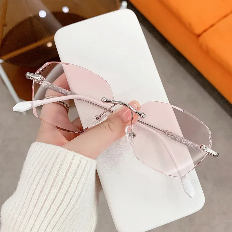 Women's Trendy Diamond Cut Reading Glasses Blue Light Blocking Gradient Far