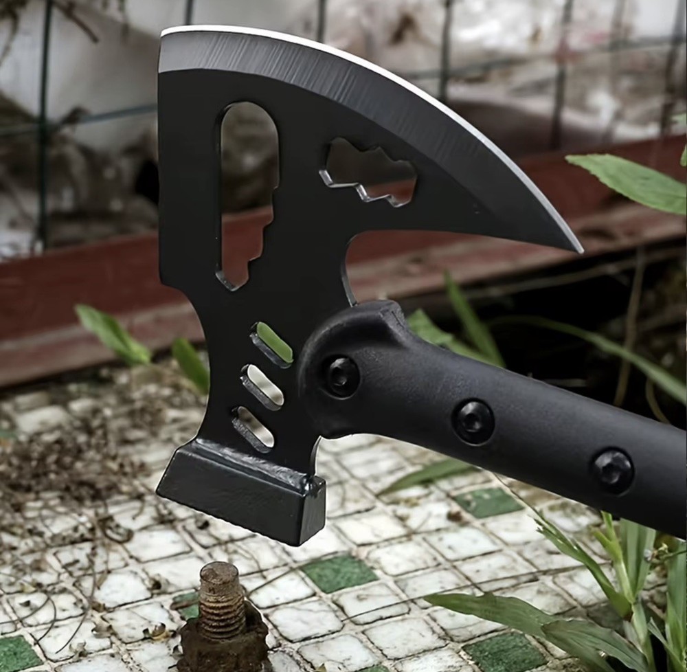 Outdoor tactical axe and multi-purpose hammer, camping survival axe