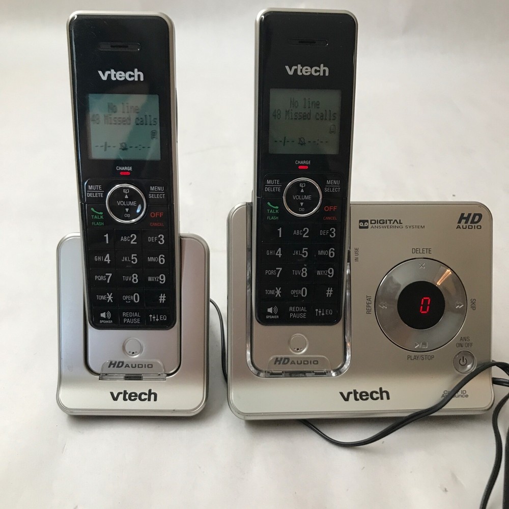 Vtech Two Handset Cordless Answering System with Caller ID Call Waiting LS6425-3