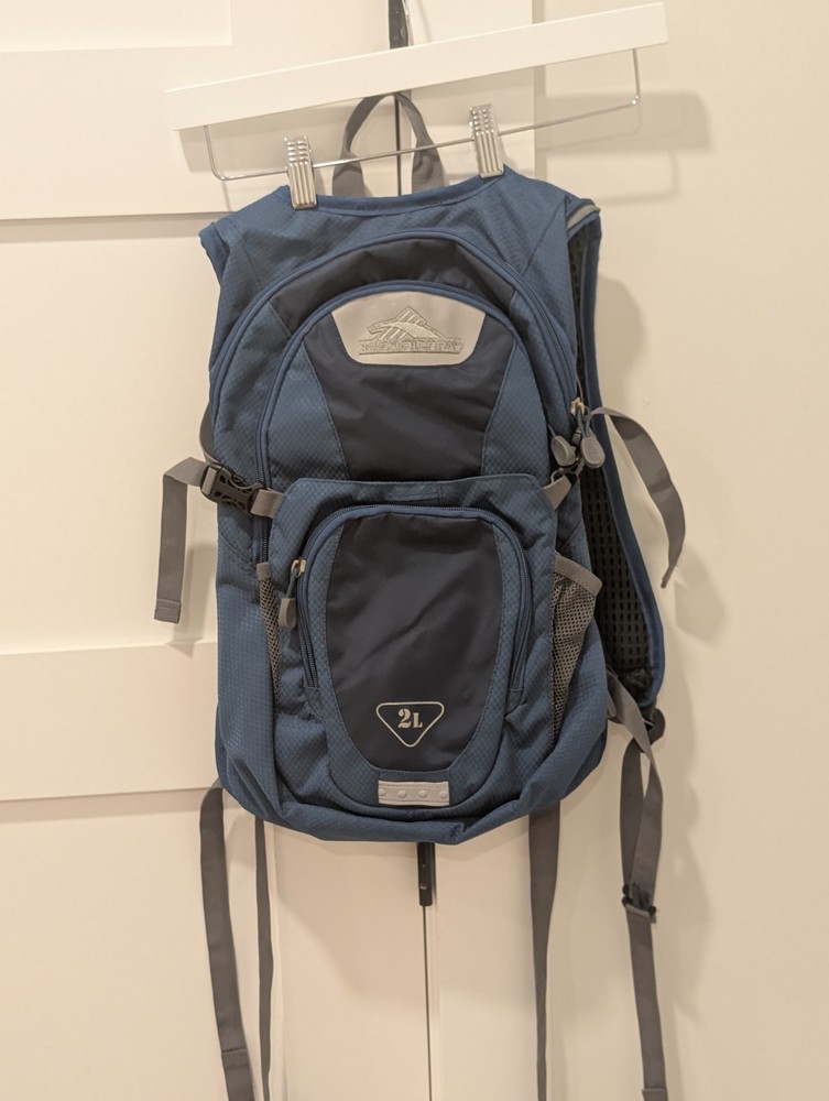 High Sierra Quickshot 70 2.0 Hydration Backpack - Airflow Cooled Back