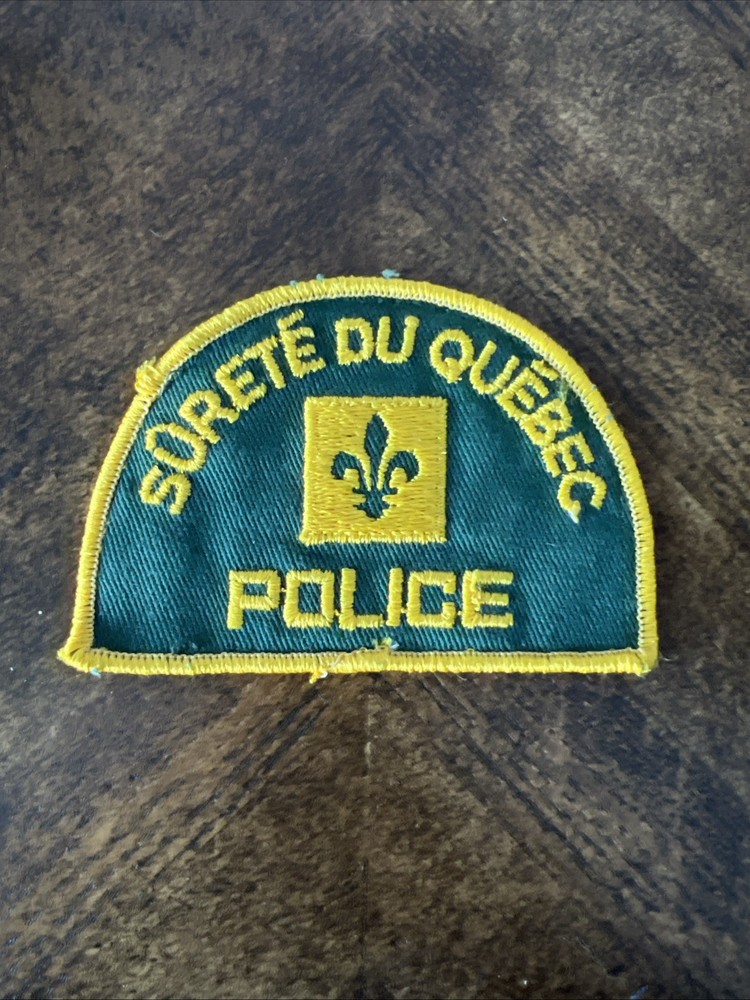 Surete Du Quebec Police Canada 3rd Issue Uniform Take-Off Shoulder Patch