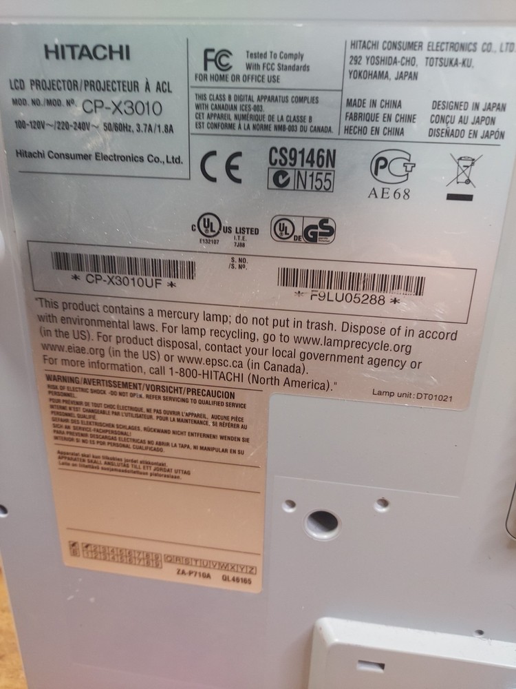 Hitachi CP-X3010 Projector 3LCD Digital