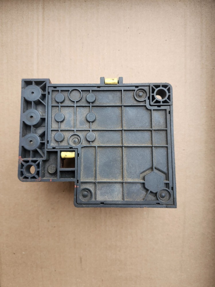 Freightliner Cascadia Fuse Panel A0675148012