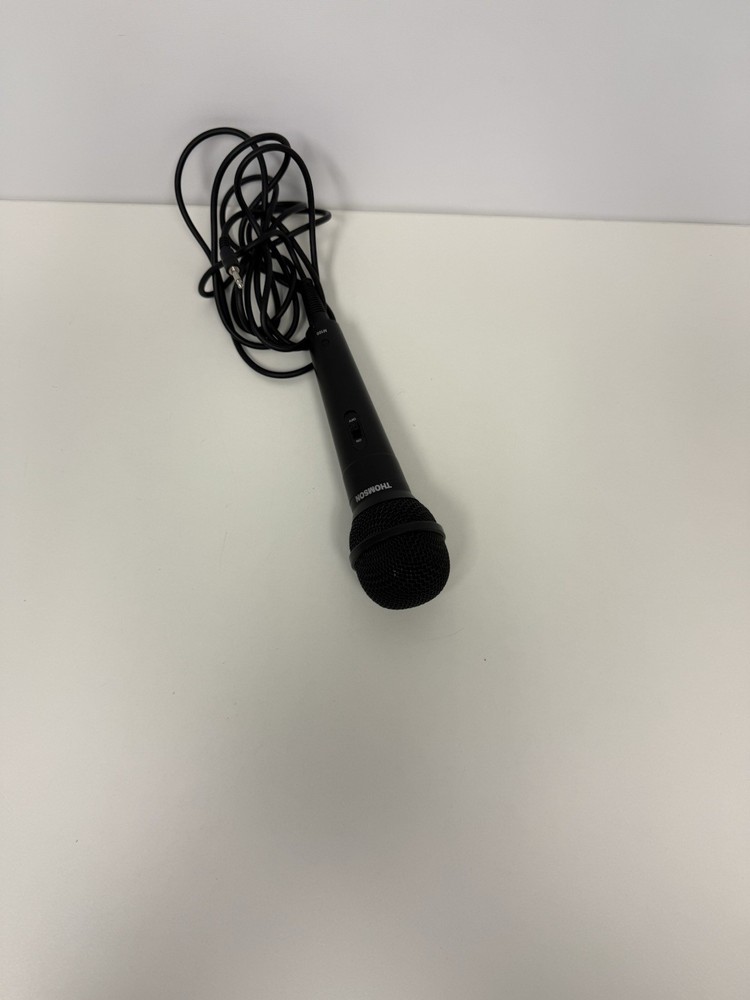 Thomson Dynamic Microphone M150 Black Wired