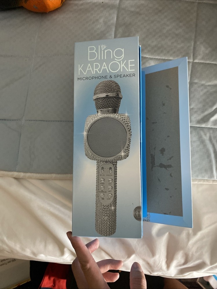 Blink Karaoke Microphone Speaker Silver Sparkly Shiny