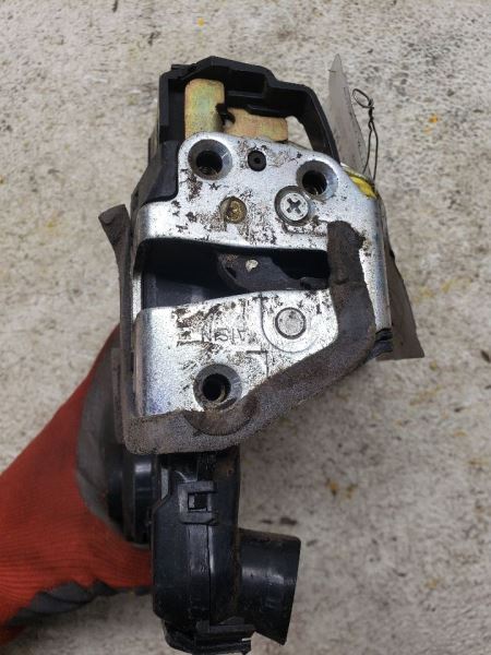 2006 TC SCION Keys/Latches/Locks 177141