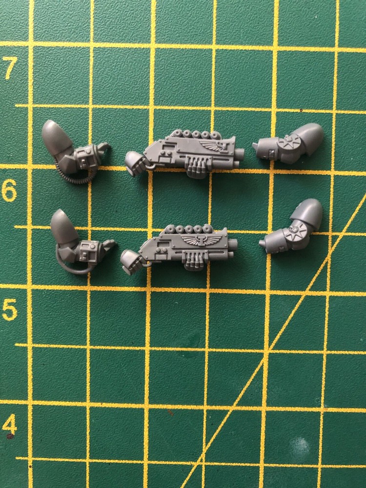 Various Deathwatch Weapons (firstborn)