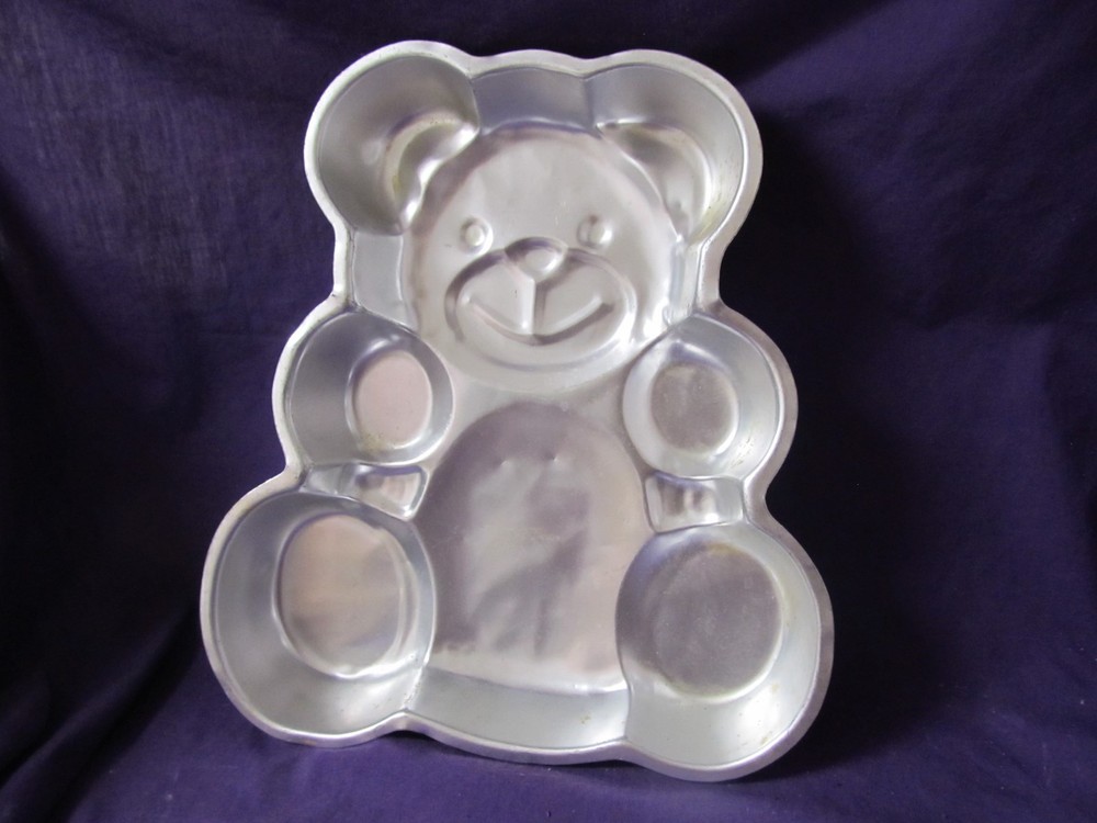 Collectable Huggable Teddy Bear Wilton cake pan