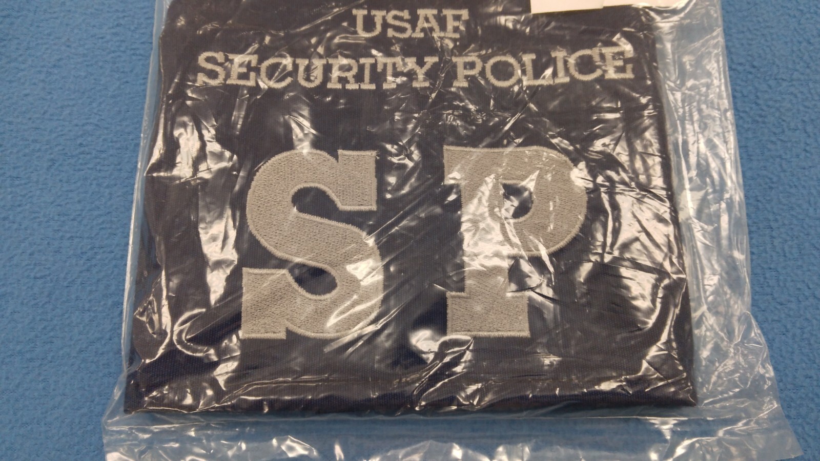 US USAF SECURITY POLICE " SP " ARMBAND - NEW SEALED