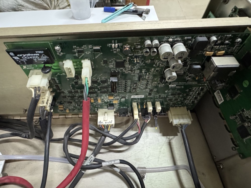 Thermo Scientific Model 410i Carbon Dioxide Gas Analyzer