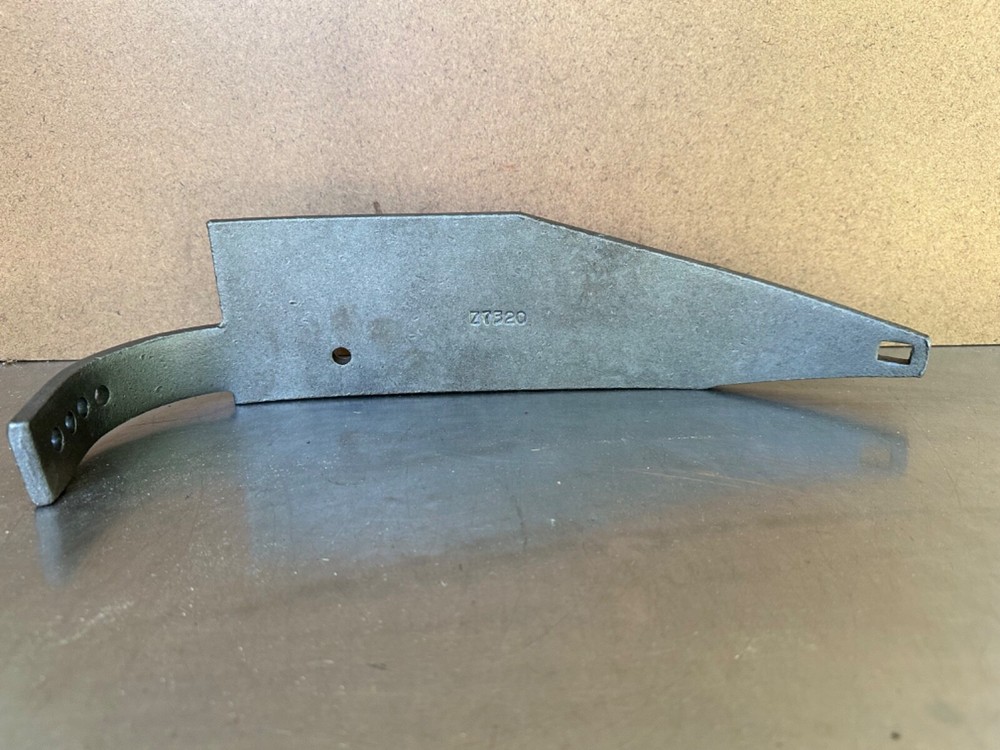 Vintage JD John Deere Z7320 Corn Planter Part