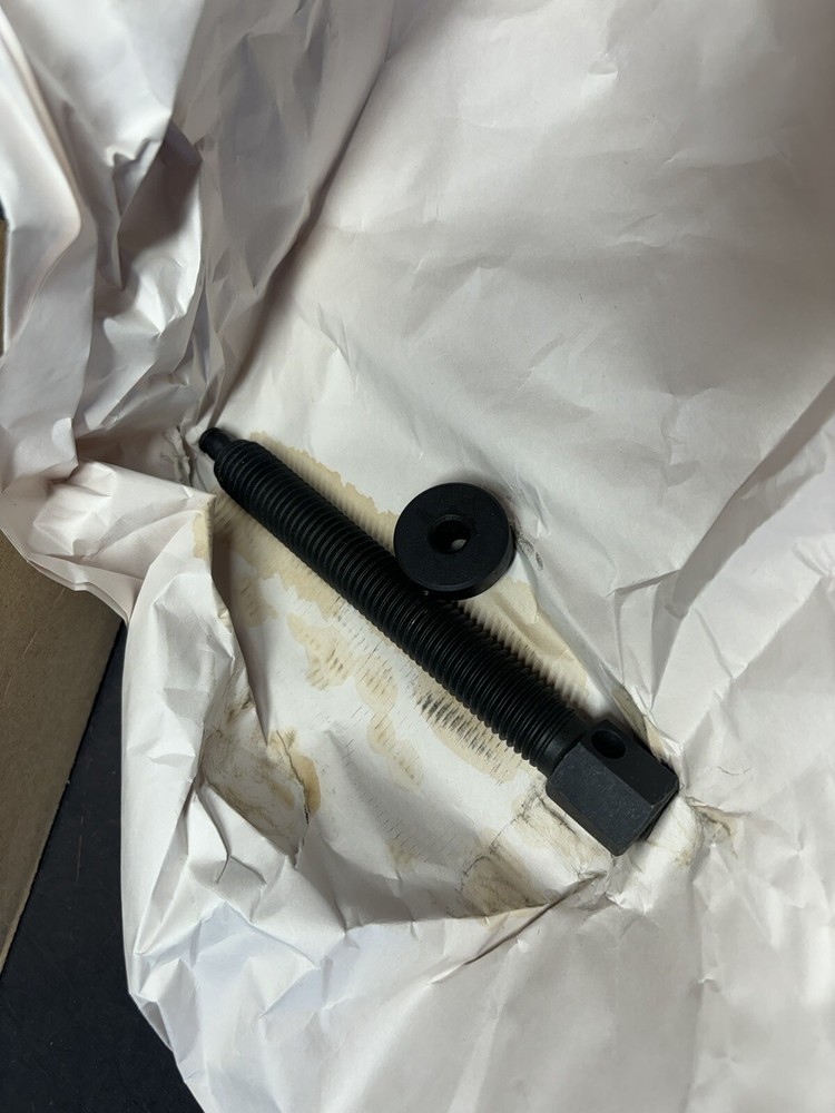 JDG645 Rear Wear Sleeve Puller Tool CRANK SLEEVE PULLER Power Tech JOHN DEERE