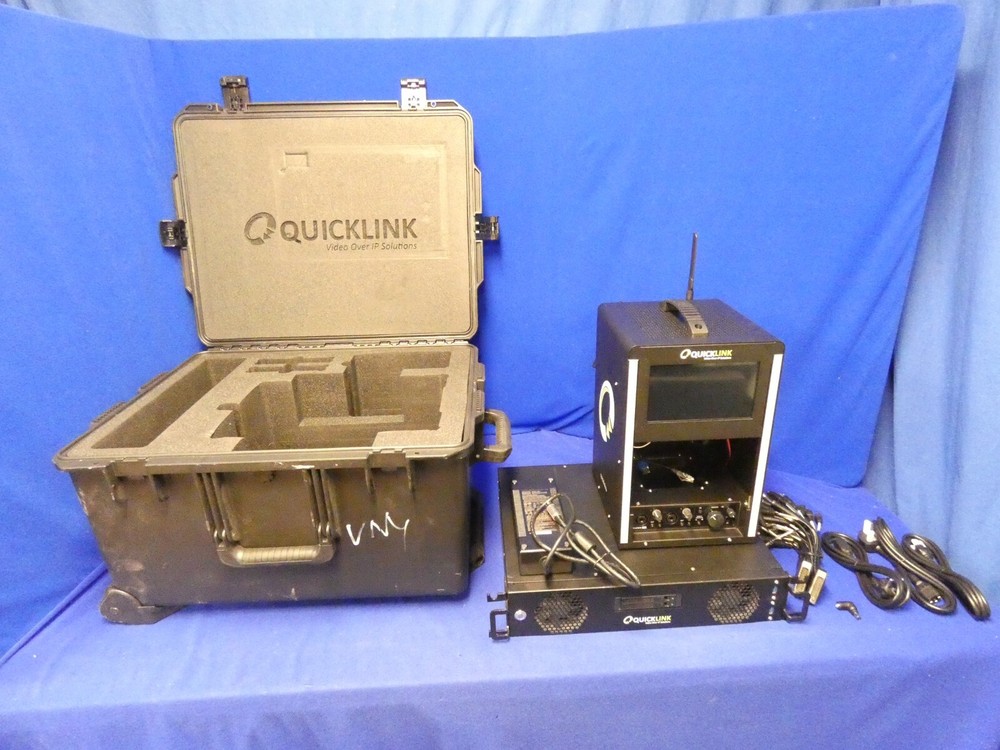 Quicklink ST500 Studio-In-A-Box & ST200 Encoder & Decoder, Case, Scarlett 2i2