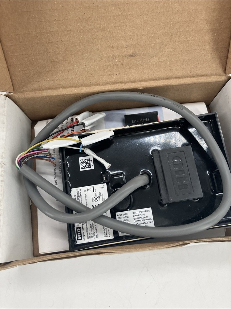 HID / 920PHPNEK0032U / pivCLASS RP40-H Wall Switch Reader Ships Fast