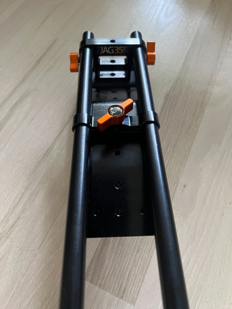 JAG35 extremely versatile and well balanced shoulder rig