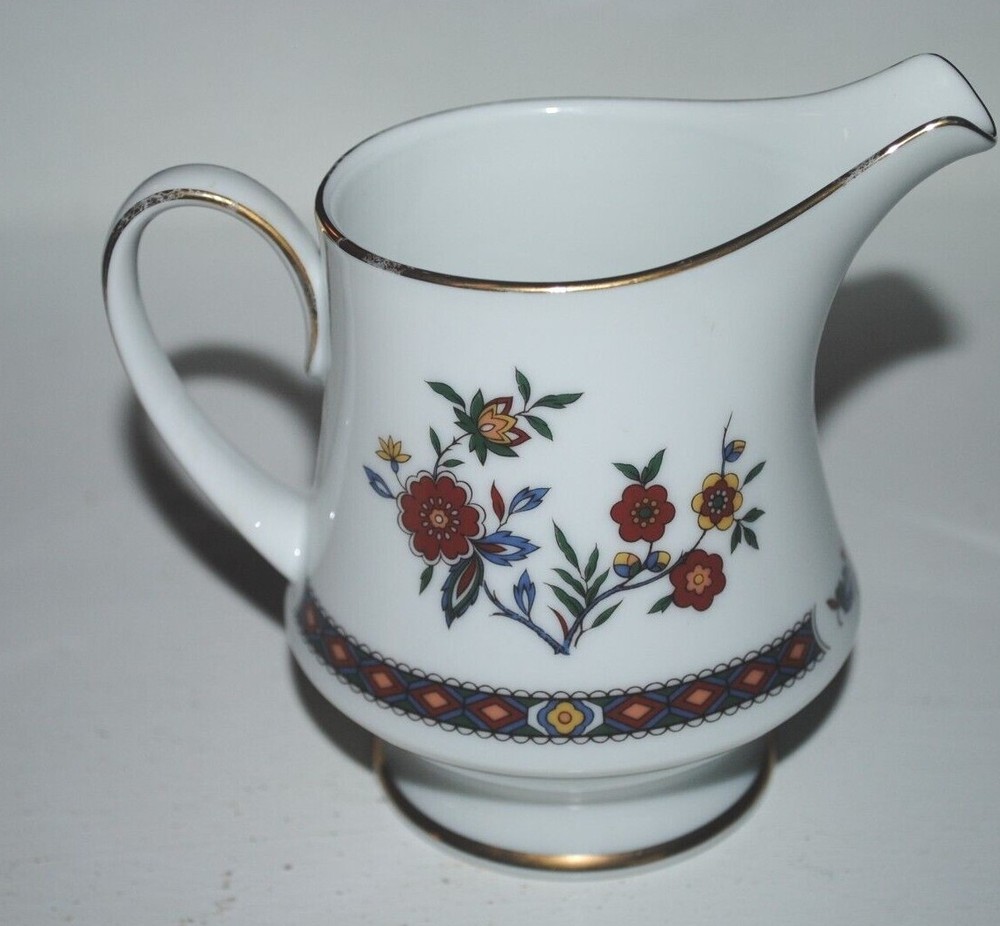 Noritake china "Chimfon" cream pitcher, excellent