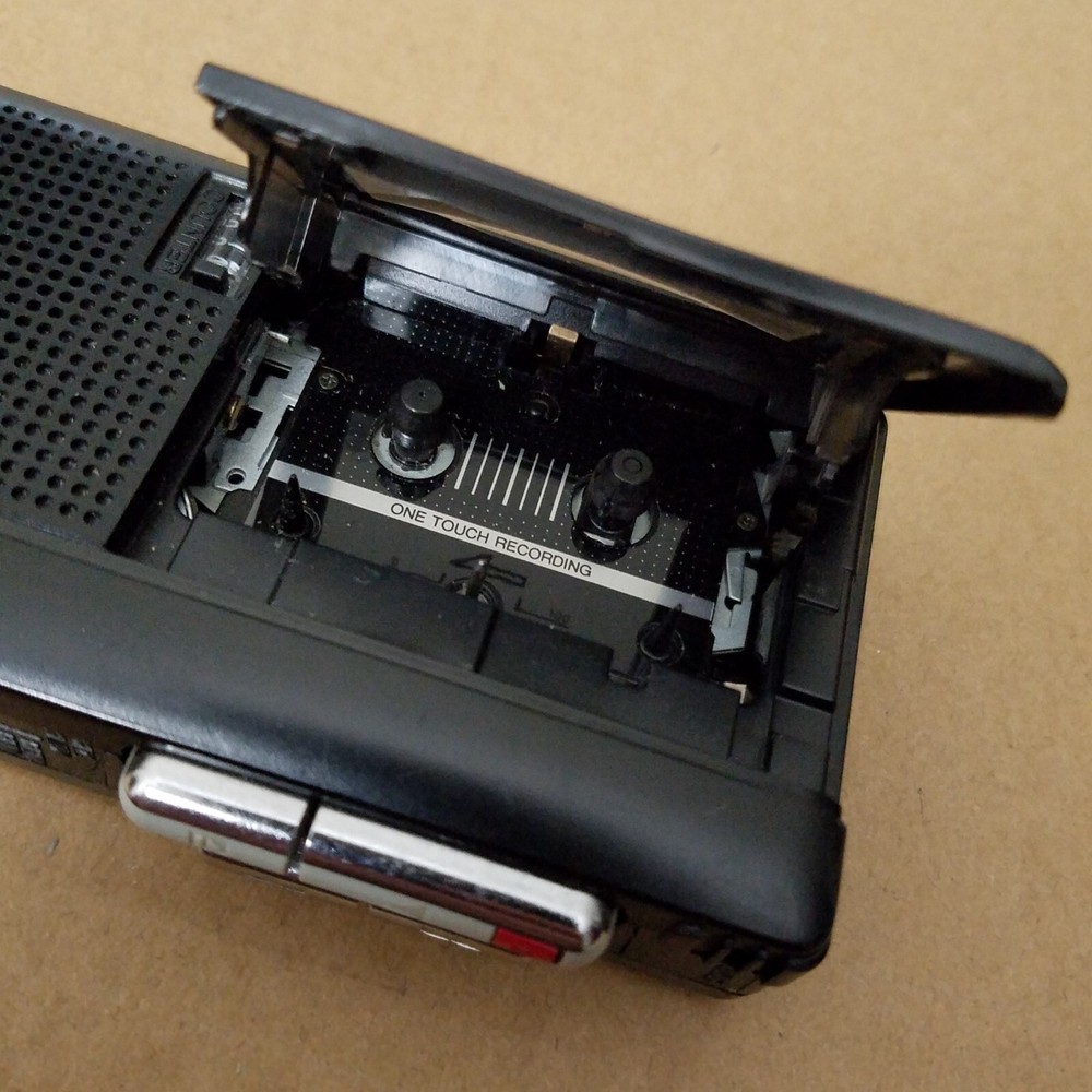 Panasonic RN-122 Microcassette VAS Voice Activated Recorder As Untested READ!