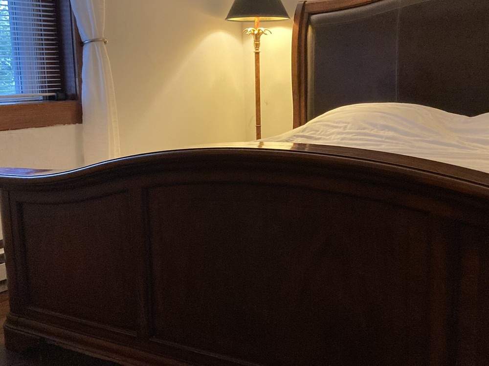 Bedroom Equipment-Retro Style