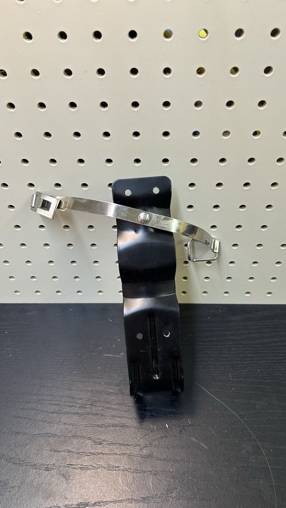 First Alert Fire extinguisher Bracket2