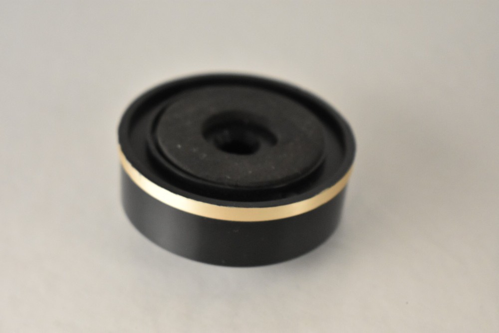 Single Denon DRA AVR Amplifier Preamplifier Component Foot